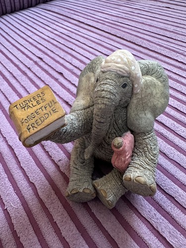 Tuskers elephant little - elephant,