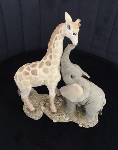Tuskers henry giraffe - &,