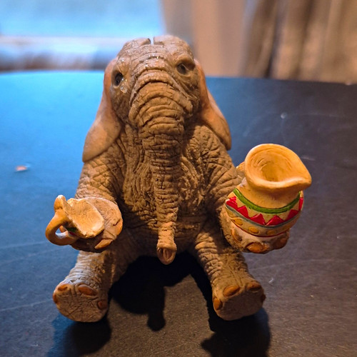 Tuskers norman hand - hand, painted