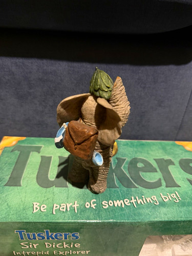 Tuskers sir dickie - tuskers,