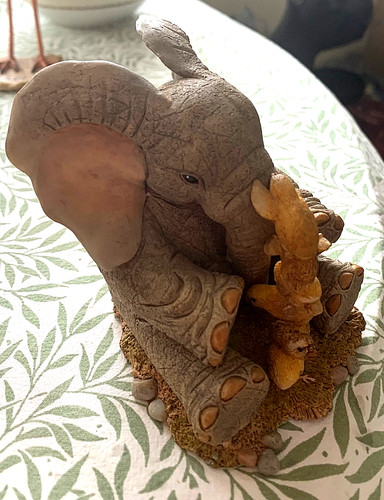 Tuskers elephant fowl - elephant, play