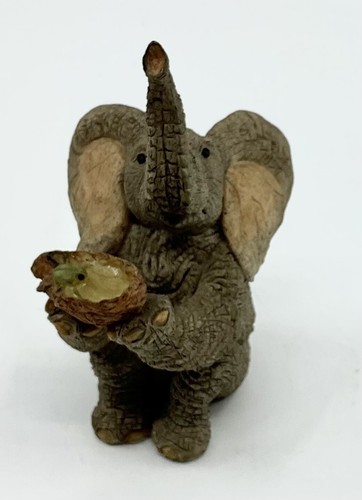 Tuskers figurine william - tuskers,