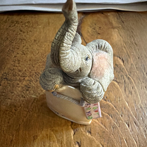 Tuskers elephant - tuskers,